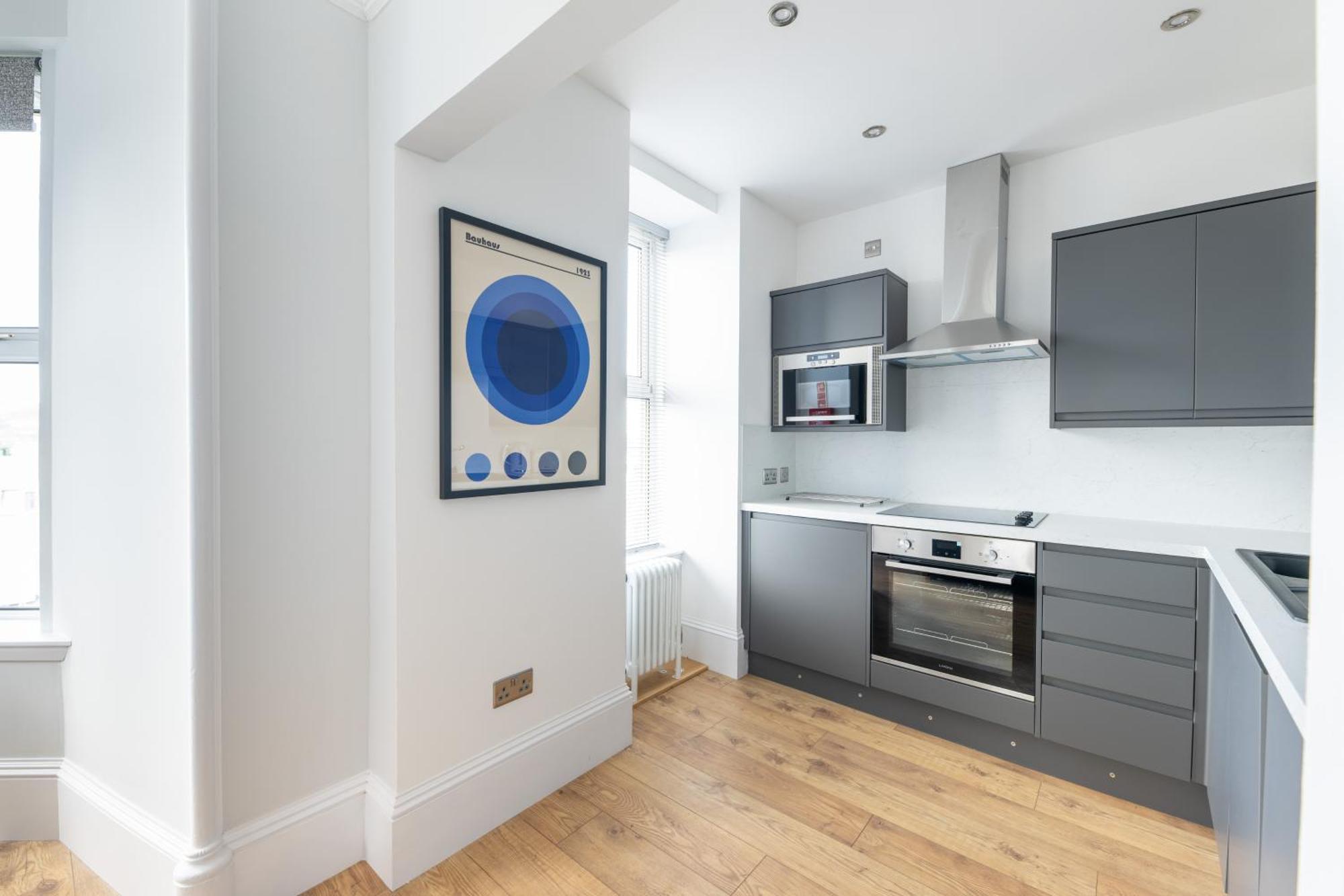 Glenmoriston Town House Apartments Инвернесс Экстерьер фото